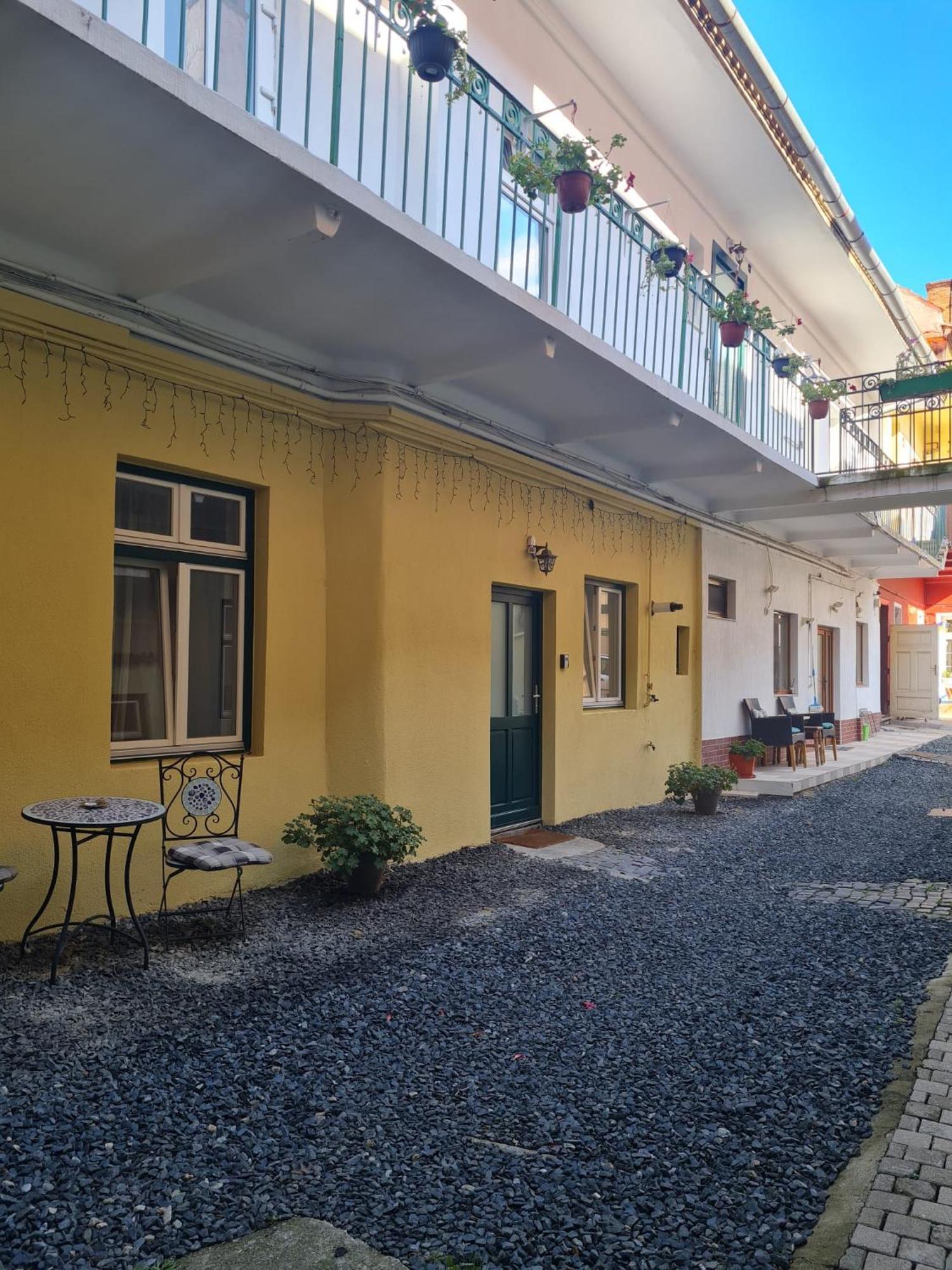 Apartament Central V&P Sibiu Exteriör bild