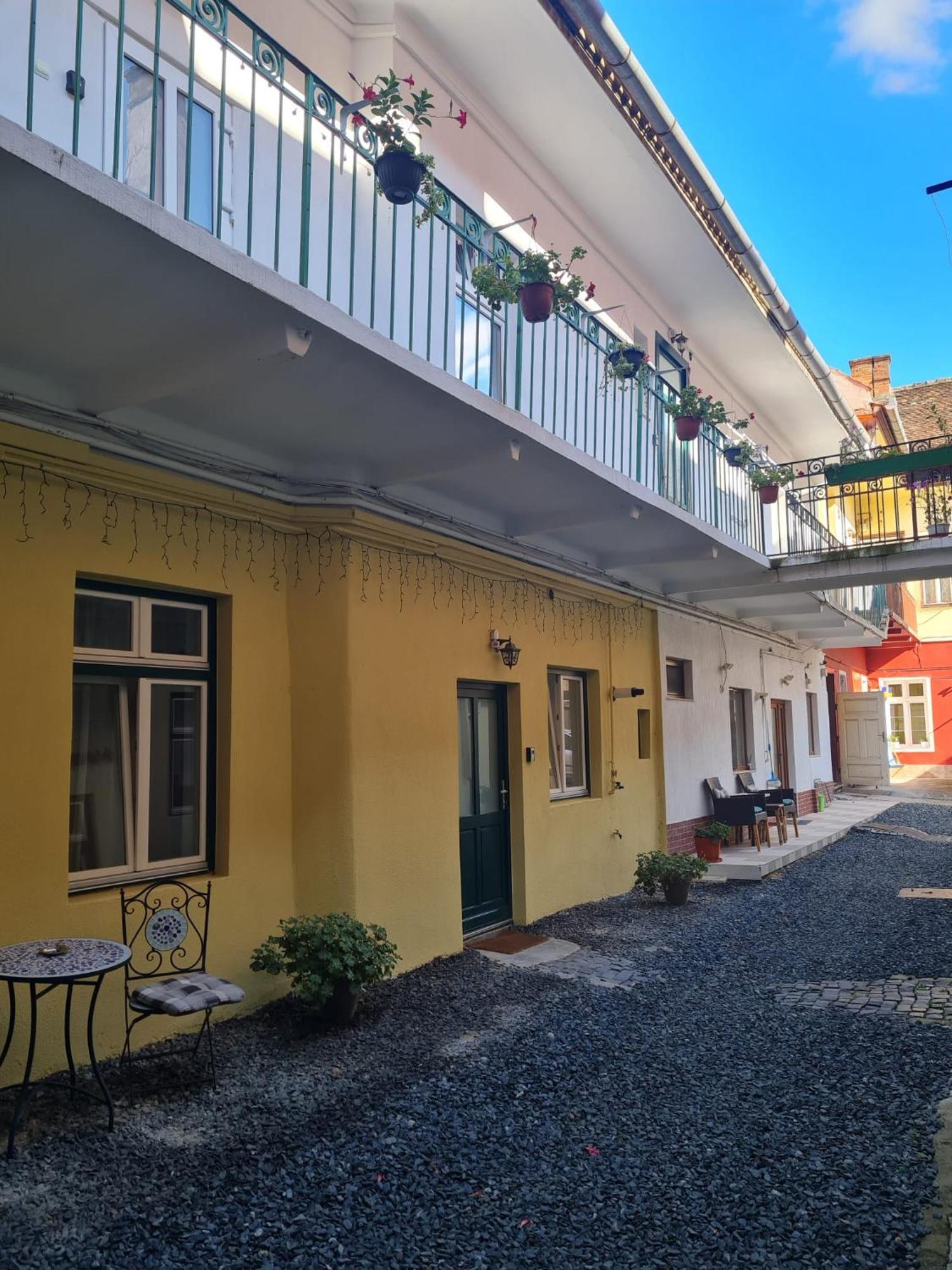 Apartament Central V&P Sibiu Exteriör bild
